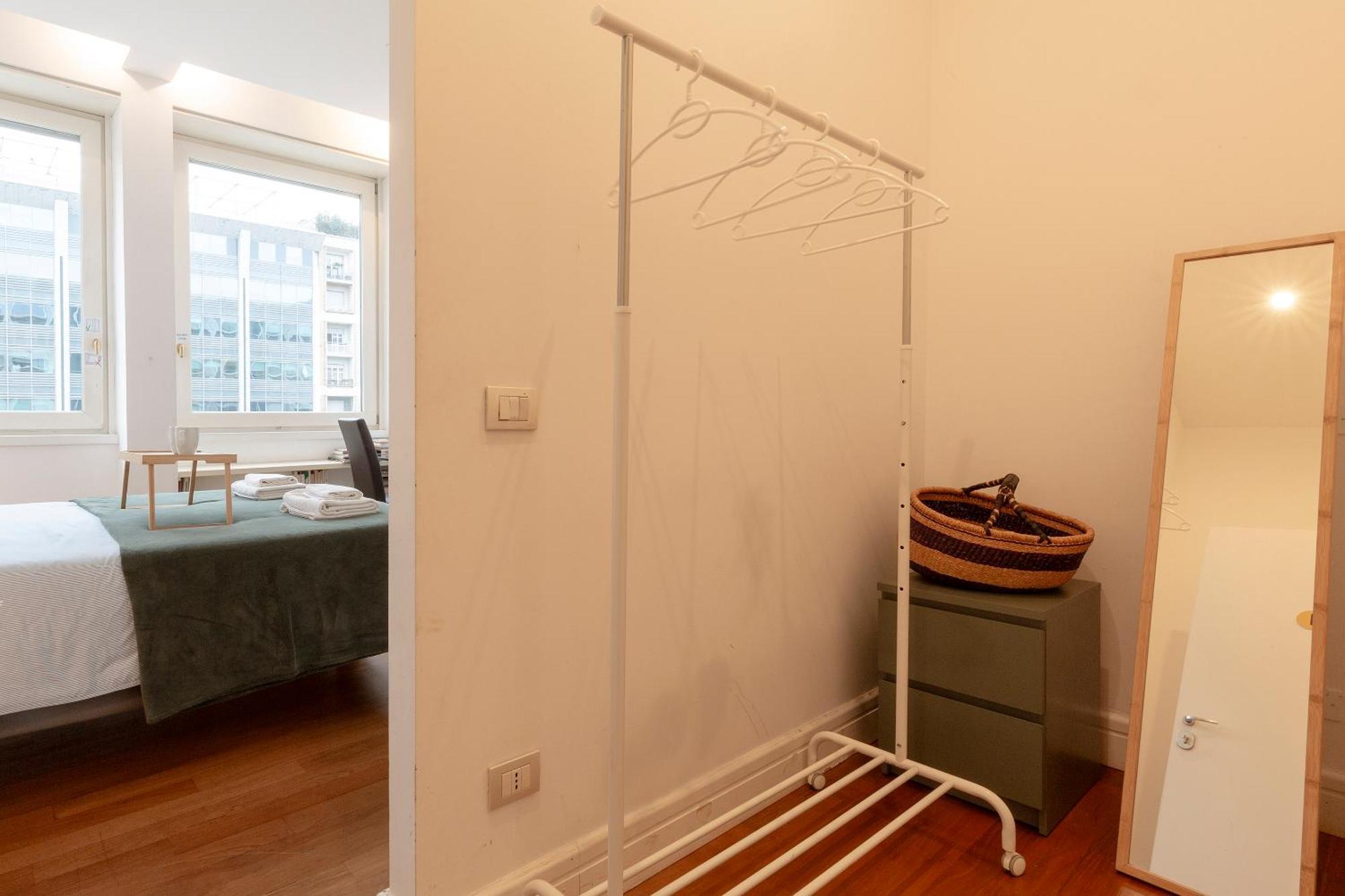 Vittore Rooms & Apartment Милан Экстерьер фото