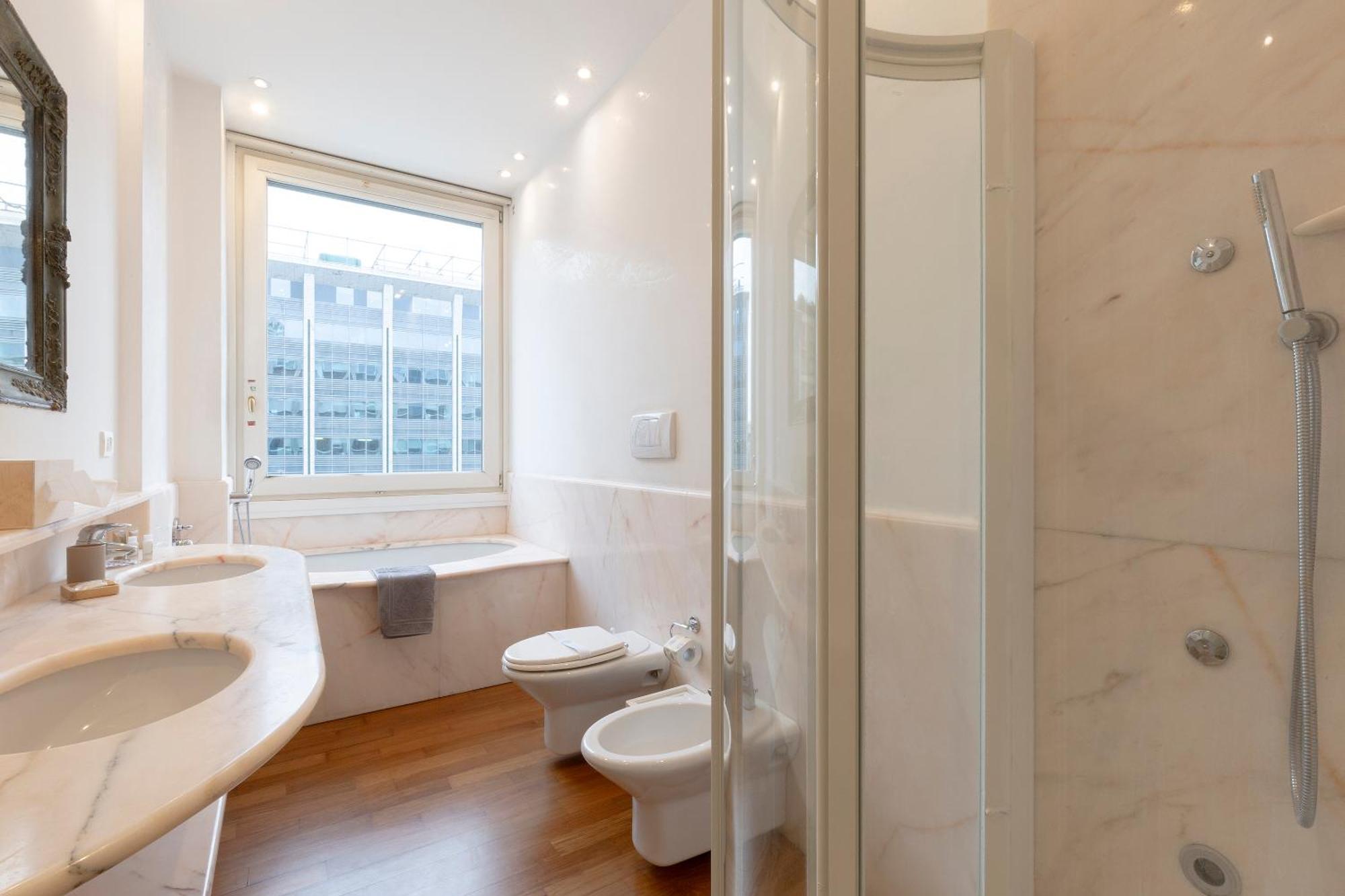 Vittore Rooms & Apartment Милан Экстерьер фото